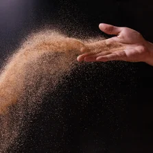 Natürliche Rohstoffe - Naturfarben bestehen aus natürlichen Mineralien.